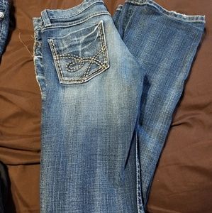 Bke Jean's size 25×31 1/2